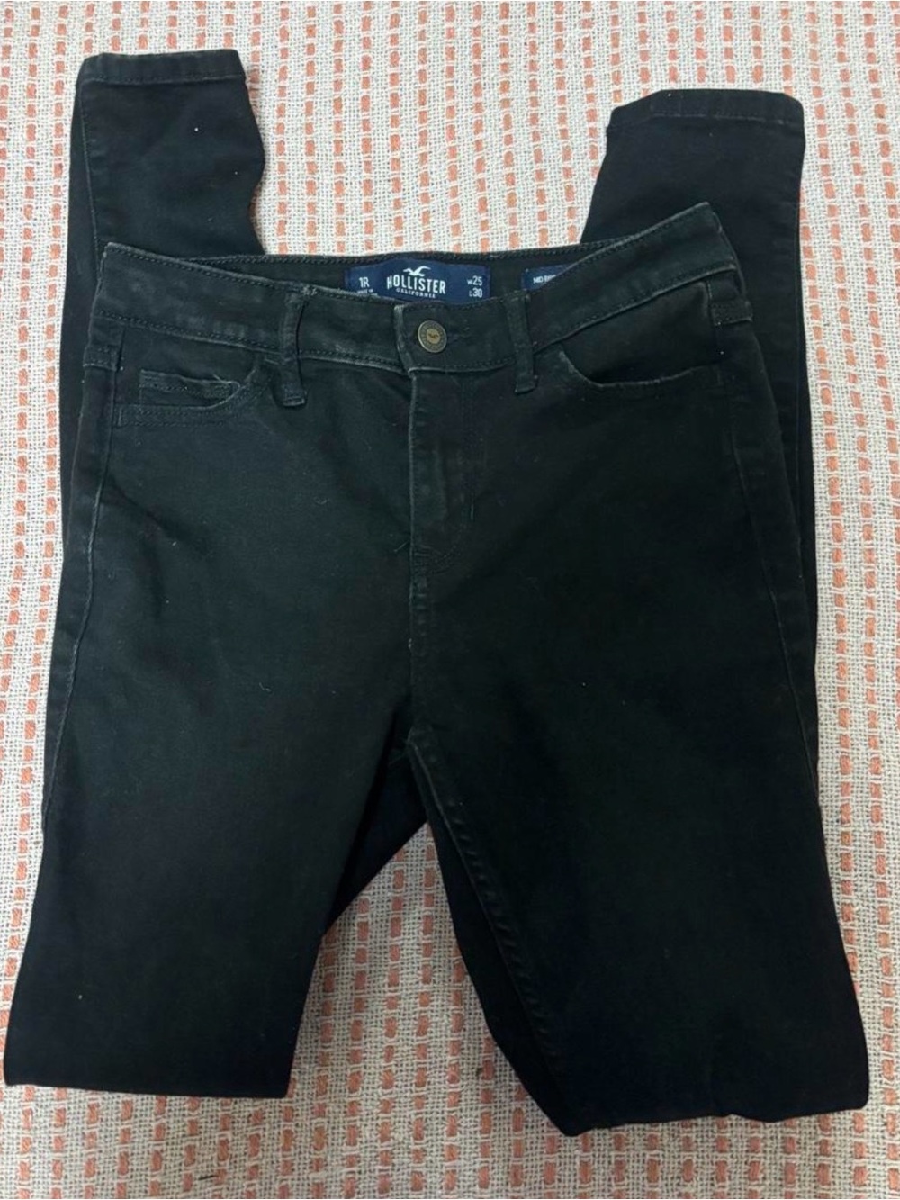 Hollister size 1Women's Black Skinny Jeans